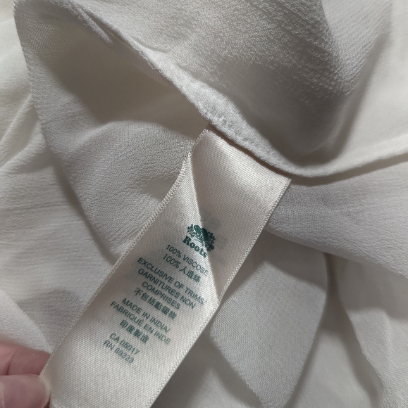 2/$30 ✨Roots Taiga Tank - Picture 4 of 5